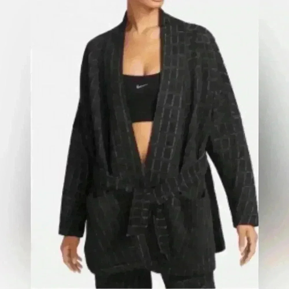 Nike Yoga Therma-FIT Luxe Reversible Sweater
